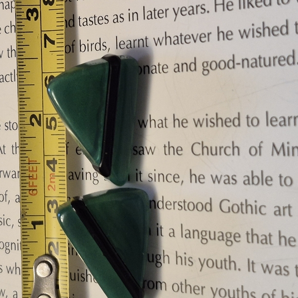 Green and Black Triangle Earrings - Picture 4 of 6